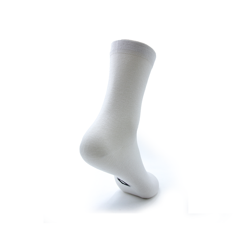 WHITE SOCKS 06E1103
