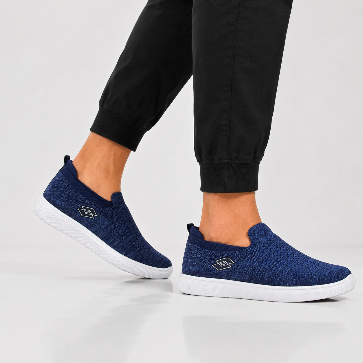 BLUE SPORTS LIFESTYLE SHOE FOR MEN 8021981
