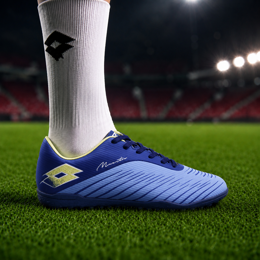 BLUE SPORTS FOOTBALL SHOE FOR MEN 8041903