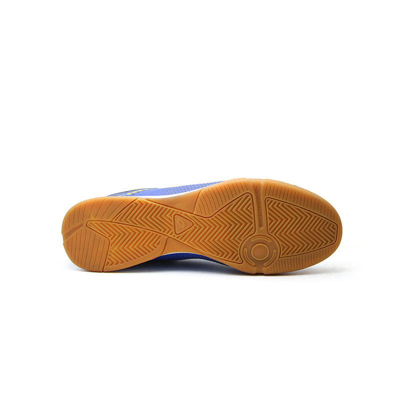 BLUE SPORTS FOOTBALL SHOE FOR MEN 8040905